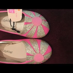 New pink girls flats